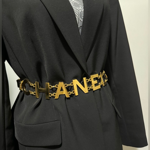 Vintage Chanel 93P large letter logo runway belt 🔥🔥🔥🔥 - Picture 11 of 14